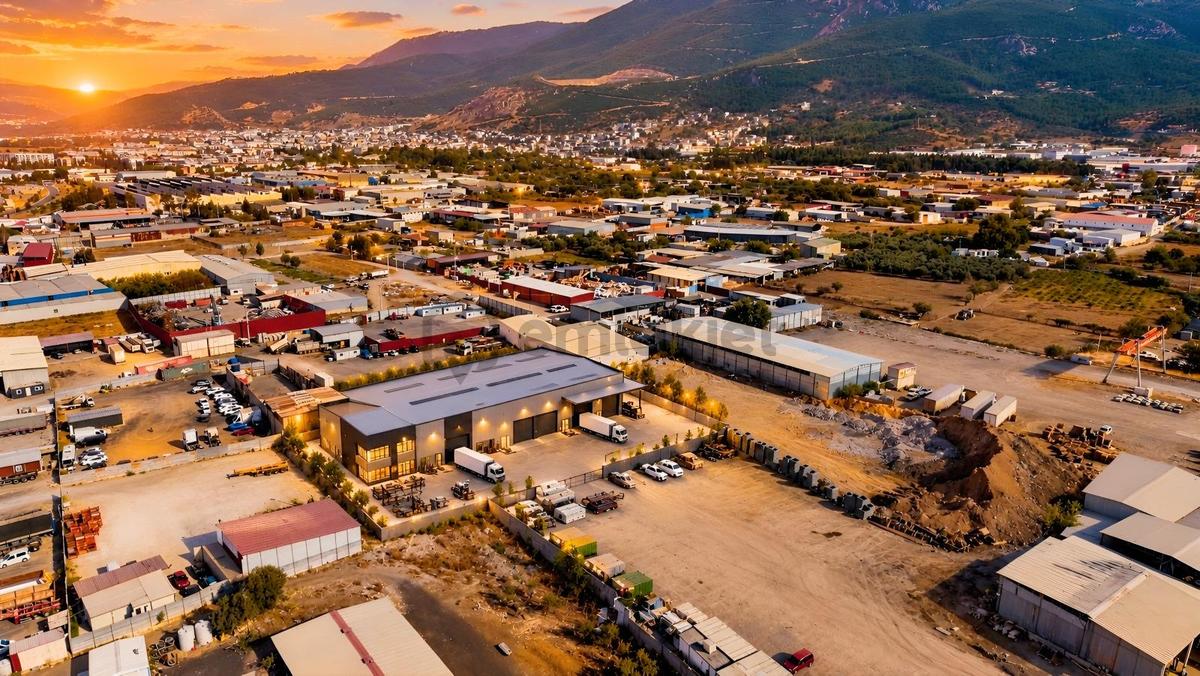 Bornova Kemalpaşada İmar Planı İçinde Köşe Parsel Satılık Arsa