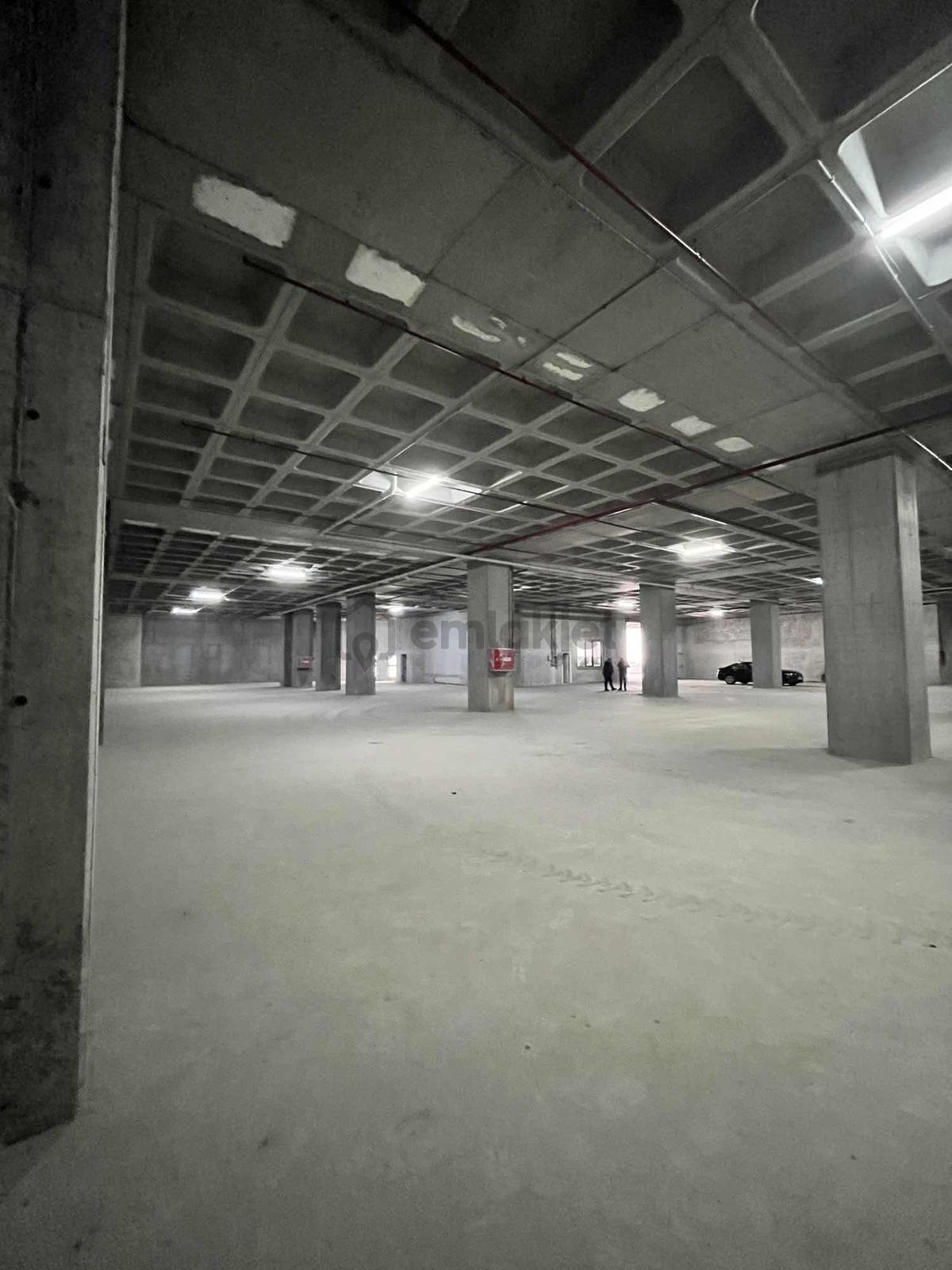 İkitelli Osb 2500m2 Kiralık - 9