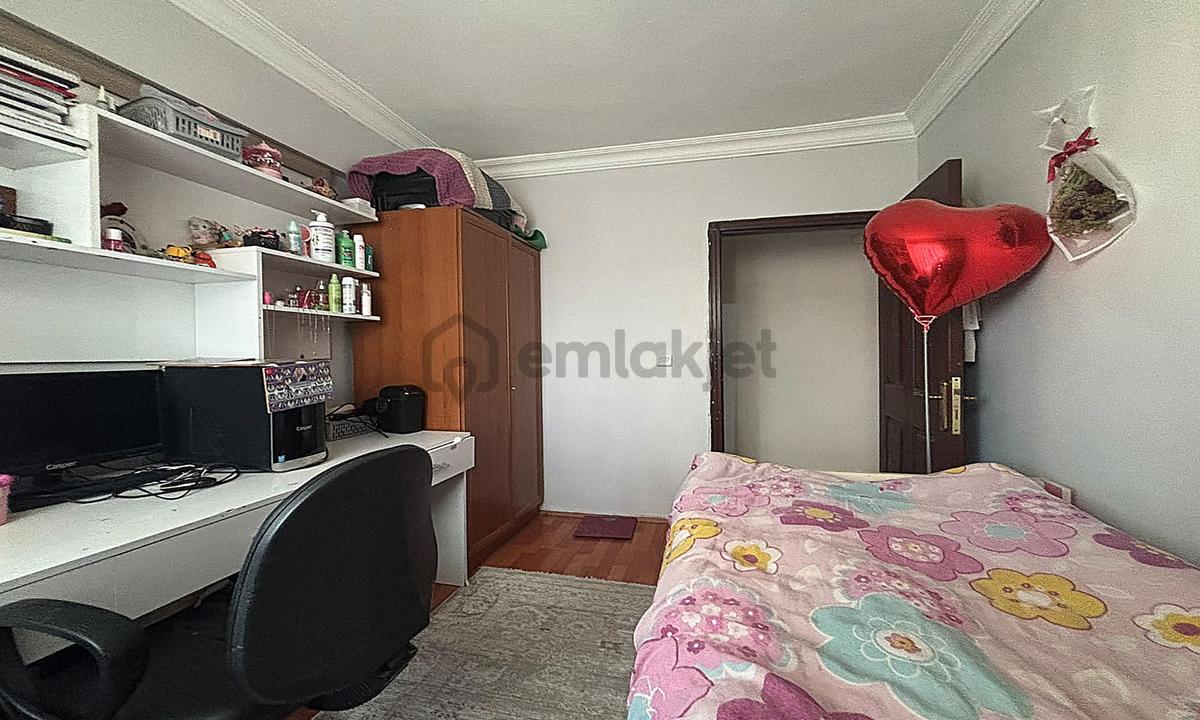Bulvar'dan Keçiören'de Katta Cepheleri Açık 3+1 Daire!! - 16