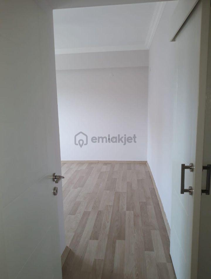 Bucak Mahallesinde 130m2 Daıremız Kiralık Tır. - 5