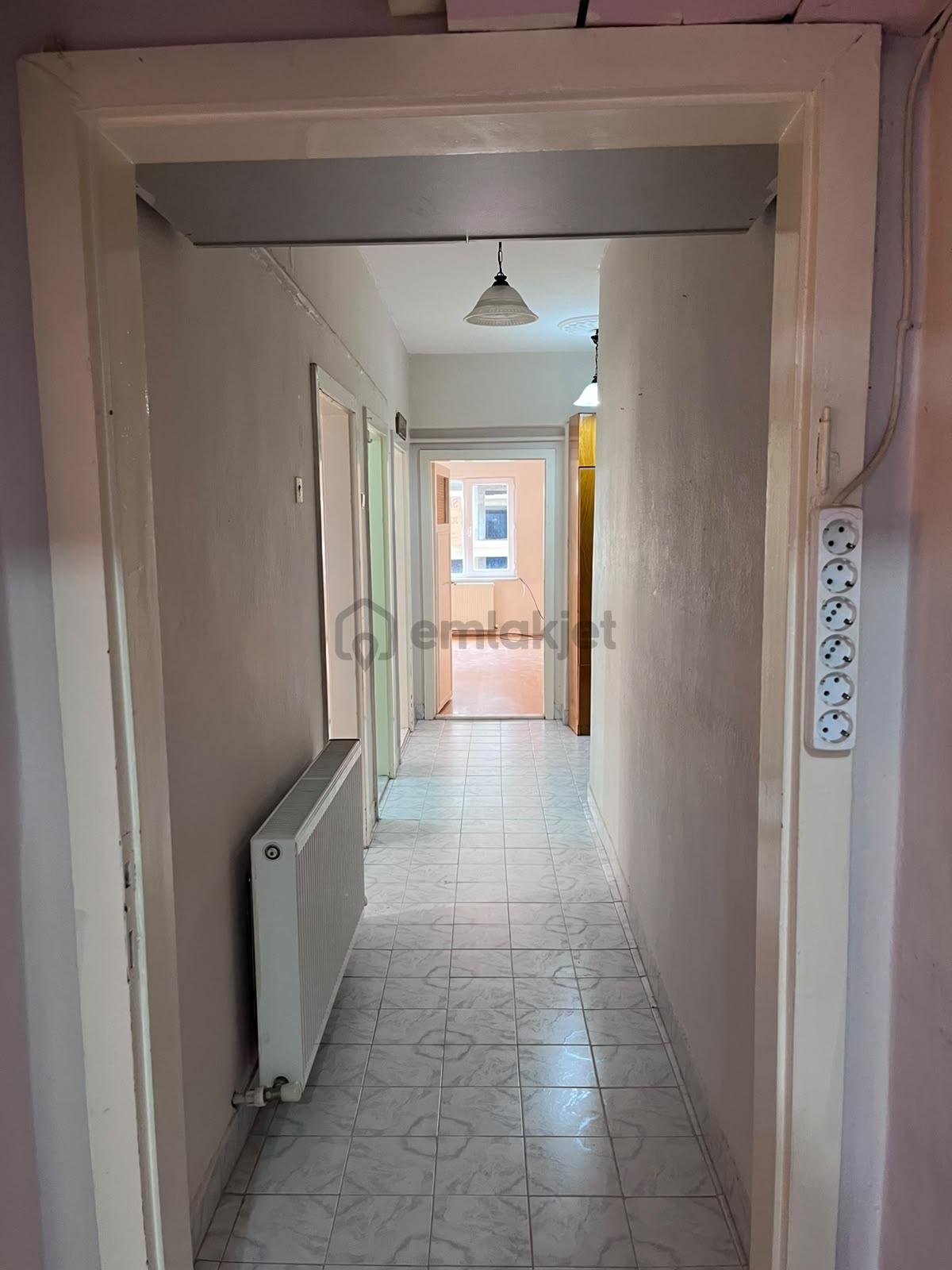Askeriye Yakını Kiralık 2+1 Daire - 7