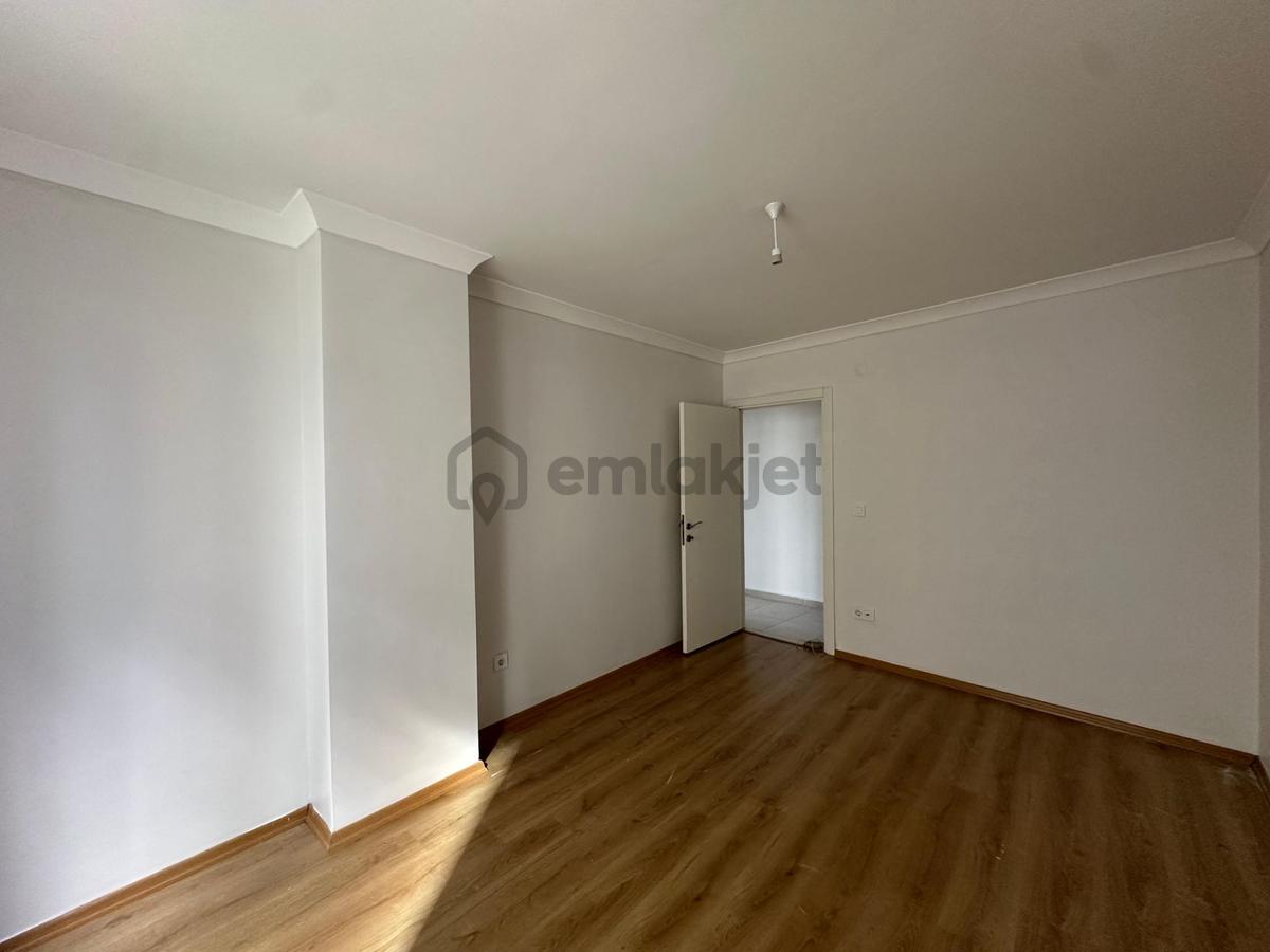 Maltepe Girne'de Oldukça Kullanışlı 3+1 Kiralık Dairemiz - 13