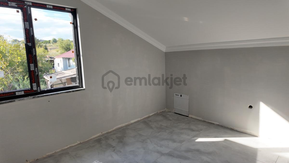 Sarımeşede 126 M2 Bahçeli Köşe Konum Lüks Villa - 31