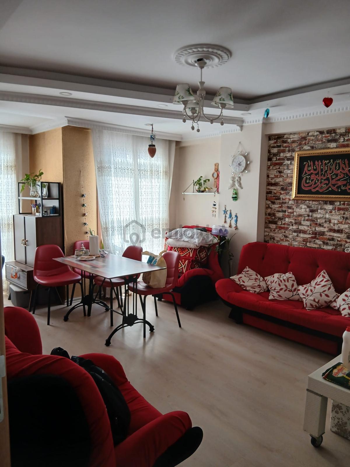 Zeytinburnu Gökalp Mahallesi Satılık Ara Kat Yeni Bina