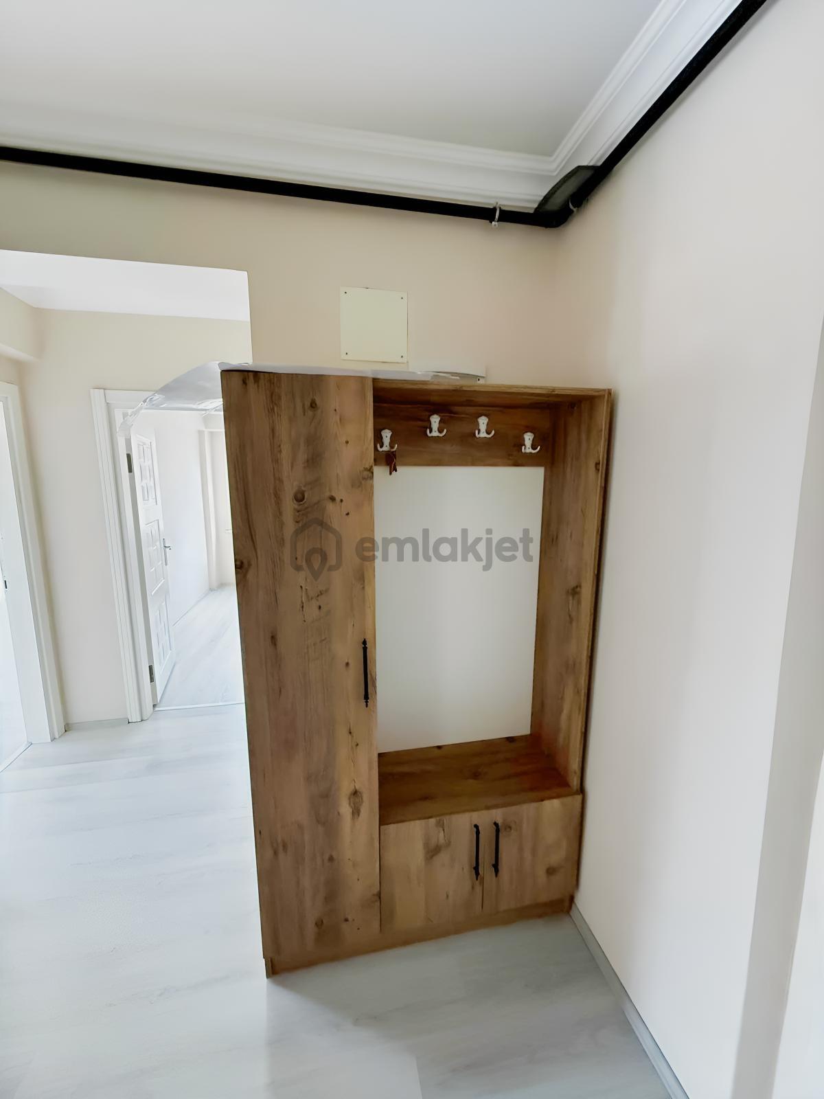 Elegant'tan Yol Üzeri Deniz Manzaralı 3+1 Daire - 12