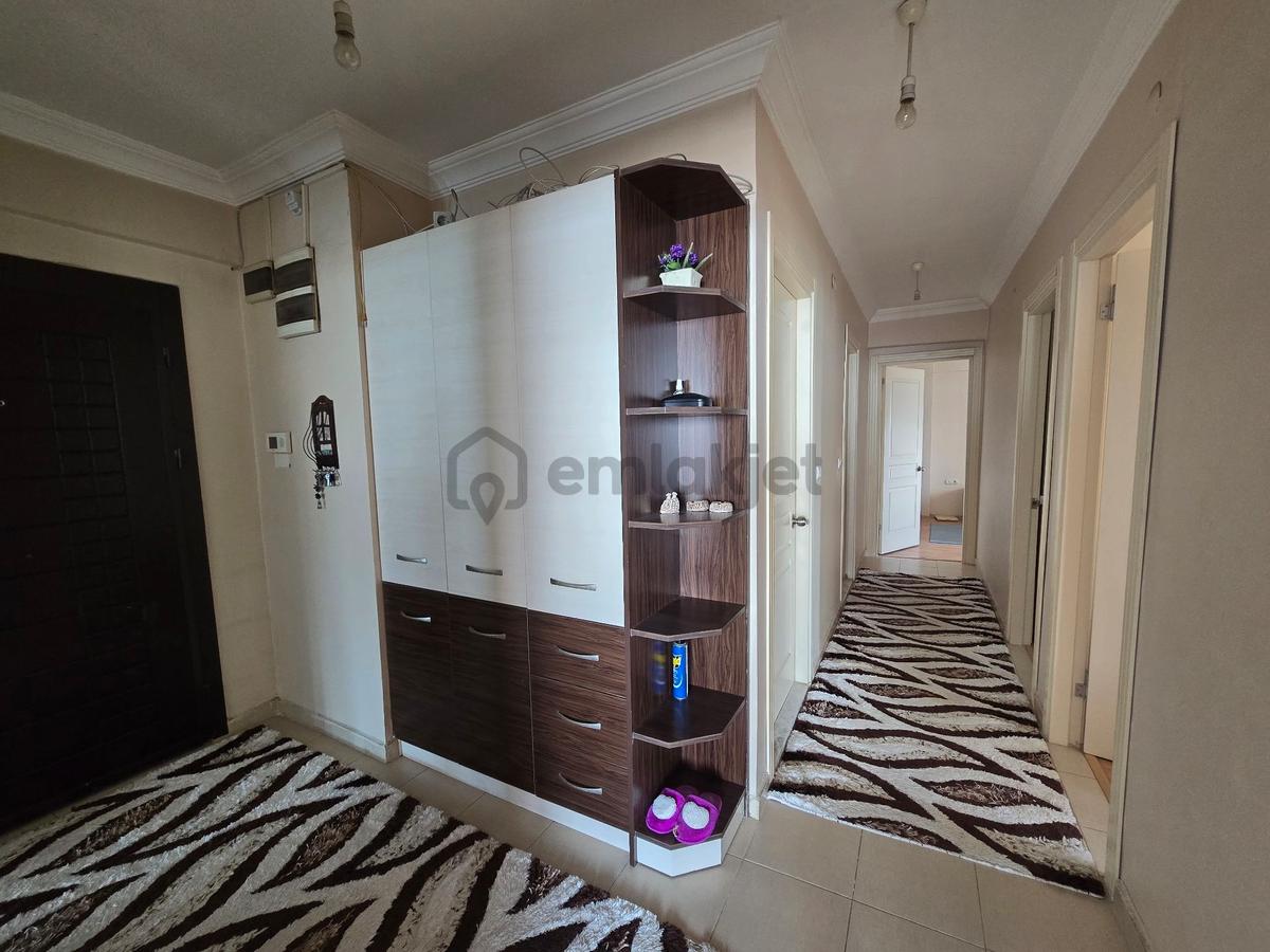 Bayraklı Körfez Mahallesi'nde Satılık 3+1 Daire - 4