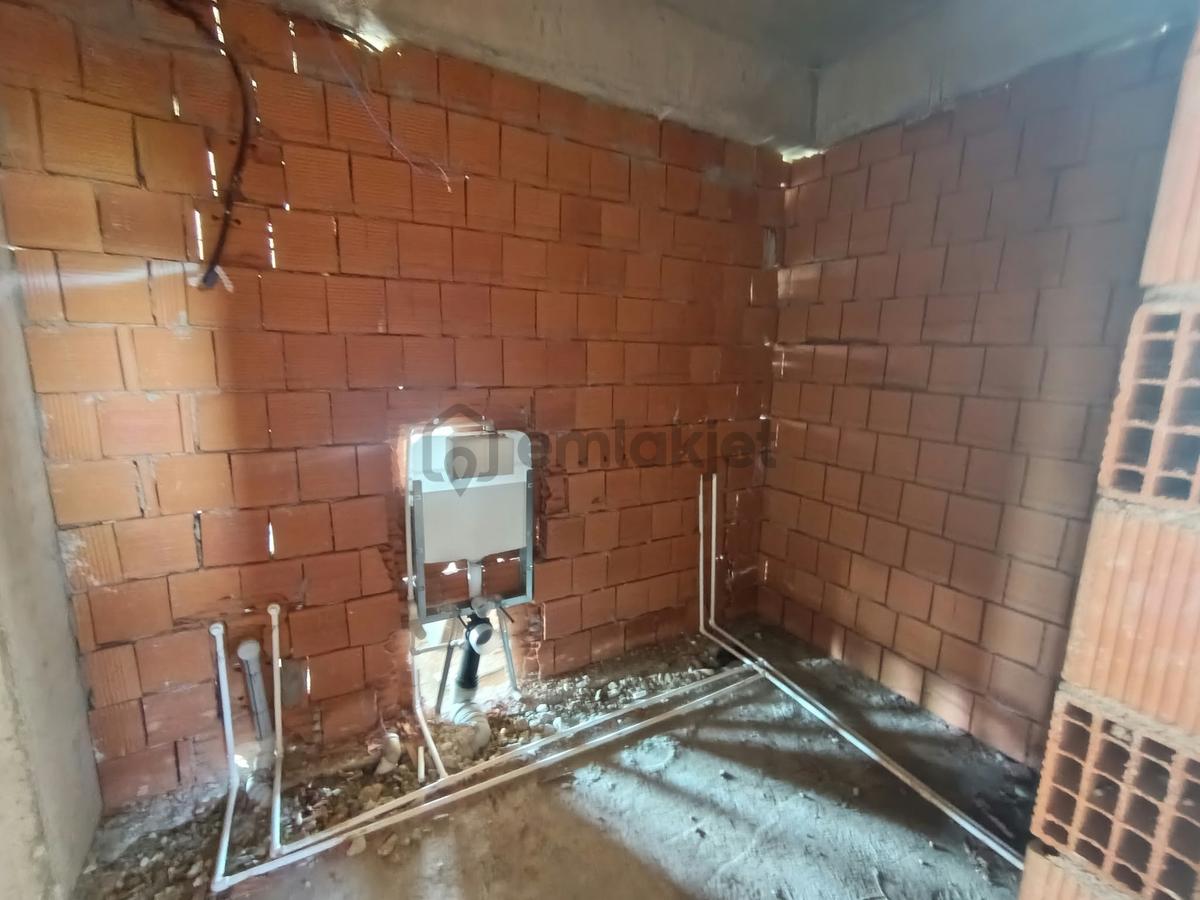 Kw Metsa'dan Muncurlu Gölet Karşısında Tek Katlı Tekil Villa - 34