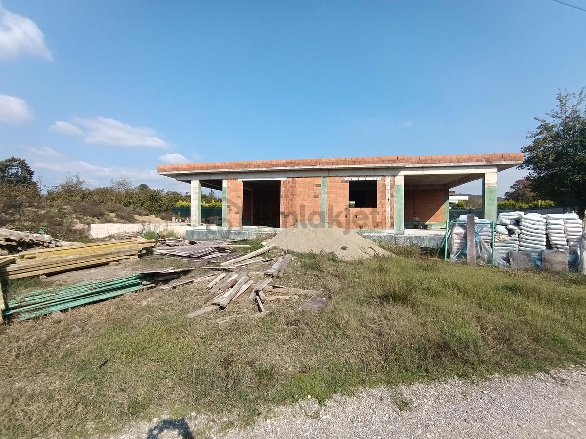 Kw Metsa'dan Muncurlu Gölet Karşısında Tek Katlı Tekil Villa - 32