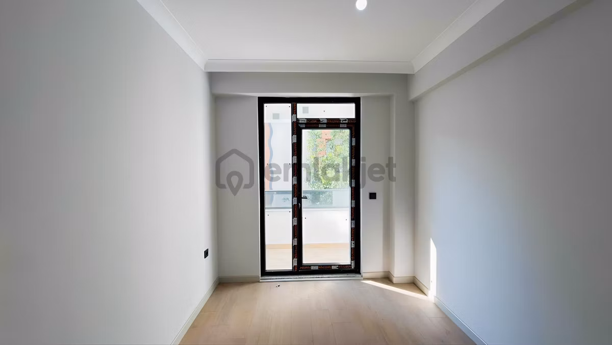 Yeşilyurtta Her Şey 2 Dk Yürüme Mesafesinde 3+1 Ara Kat - 15
