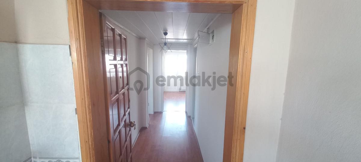 Bornova Kazımdirik'te Teraslı 1+1 Kiralık Daire - 21