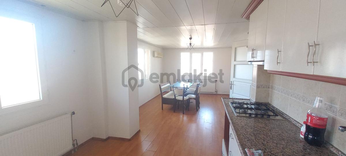 Bornova Kazımdirik'te Teraslı 1+1 Kiralık Daire - 14
