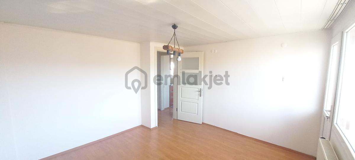 Bornova Kazımdirik'te Teraslı 1+1 Kiralık Daire - 15