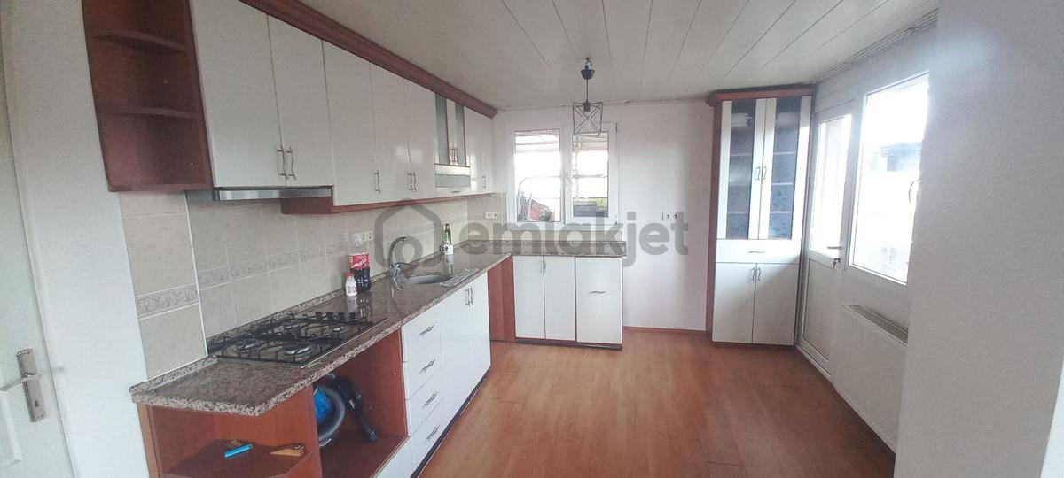 Bornova Kazımdirik'te Teraslı 1+1 Kiralık Daire - 7