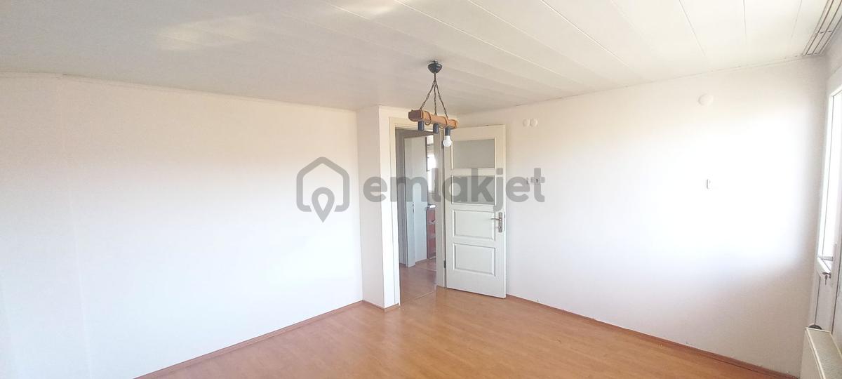 Bornova Kazımdirik'te Teraslı 1+1 Kiralık Daire - 16