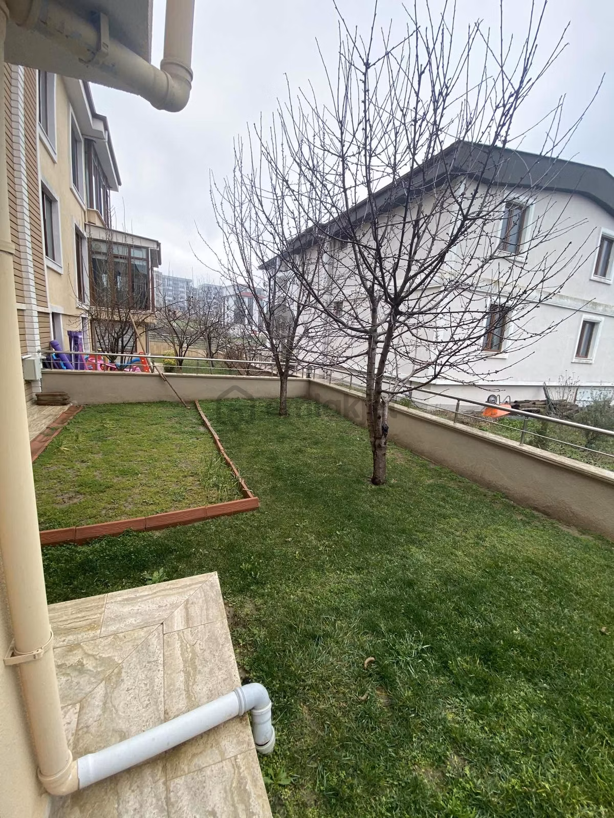Buluruzdan Edirne Merkezde Satılık 5+2 Villa - 26