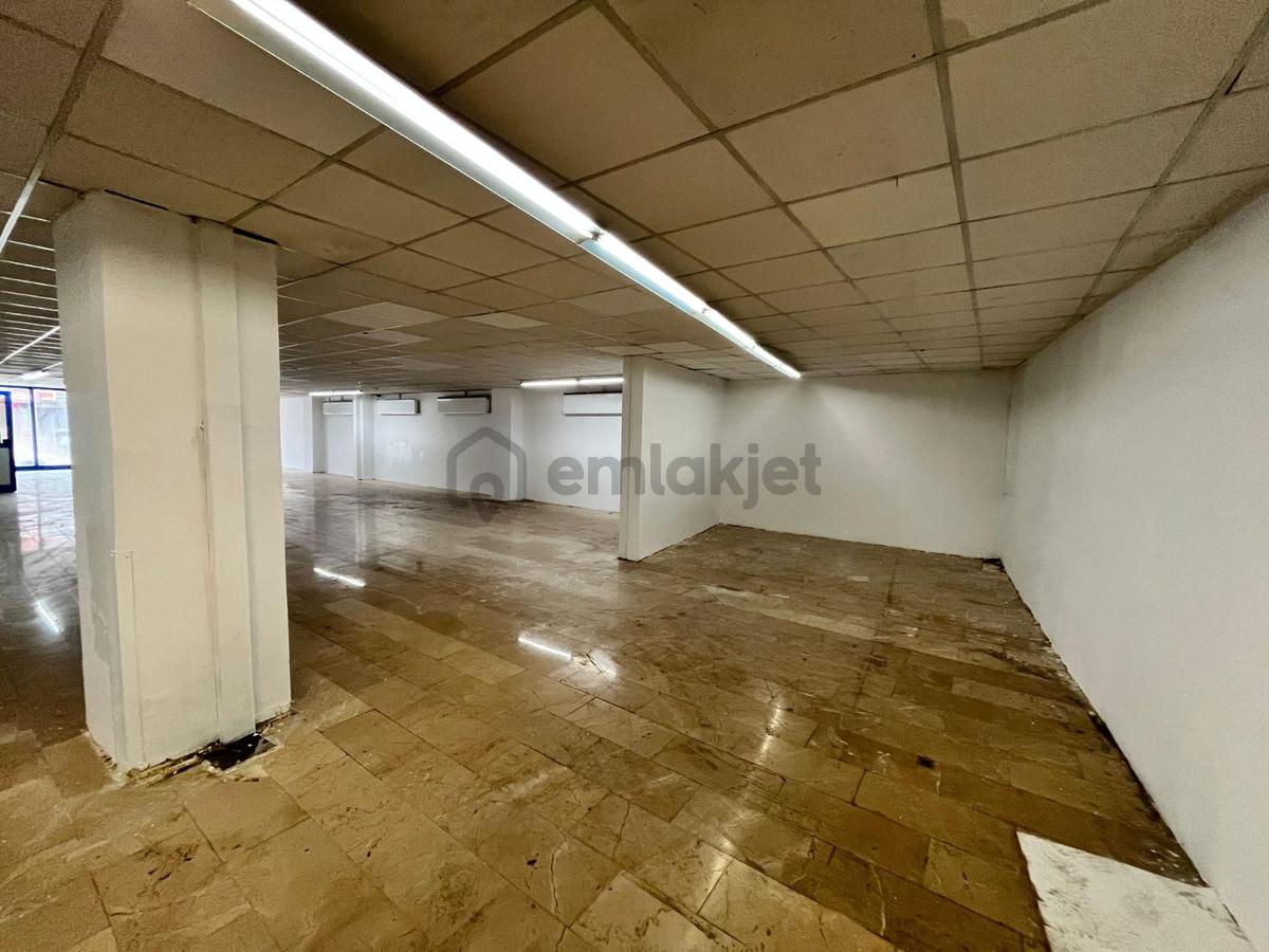 Protokol Yoluna Cephe 300m2 Kdv Li Satılık Dükkan - 3