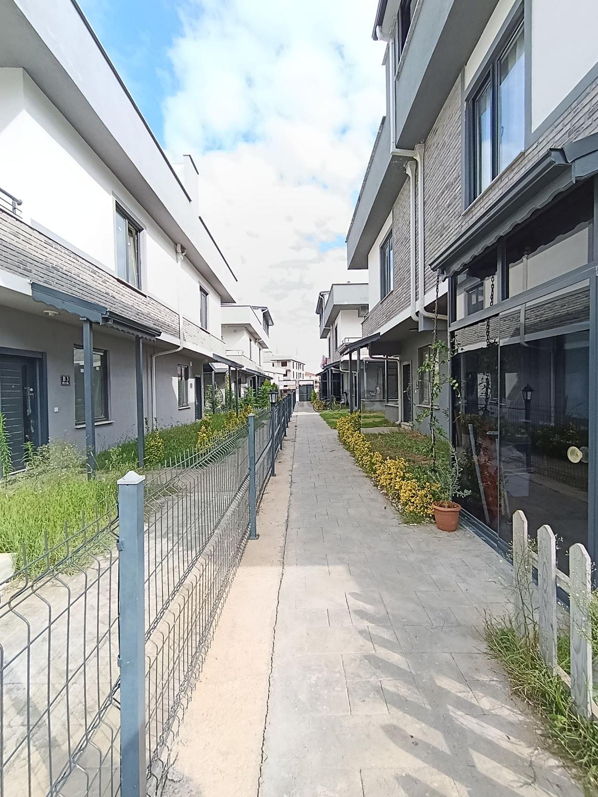 Sakarya Karasu'da Satılık 5+1 Villa - 3
