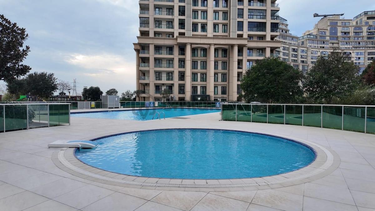 Kiptaş Venezia Mega Satılık Boş 88 M2 1+1 Daire
