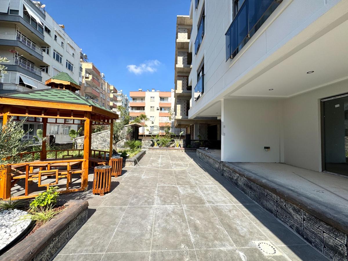 Işıklar Cadde Dibi Arakatta Sıfır 1+1 'ler - 20