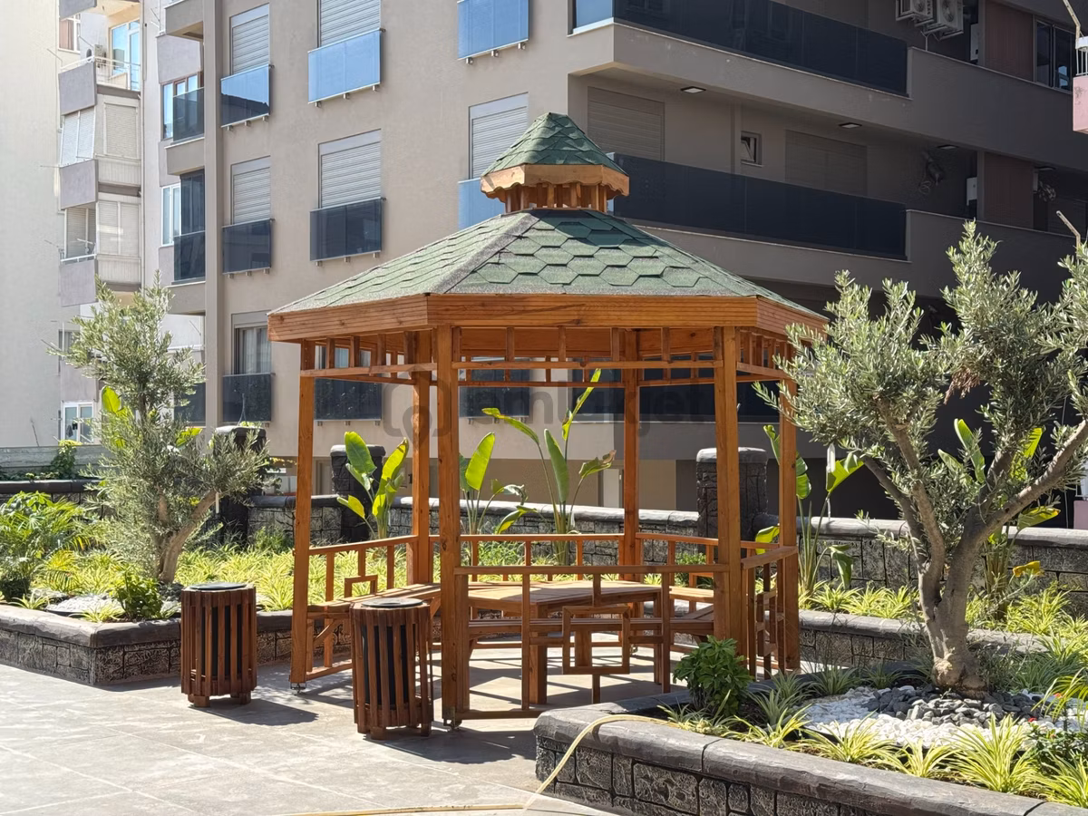 Işıklar Cadde Dibi Arakatta Sıfır 1+1 'ler