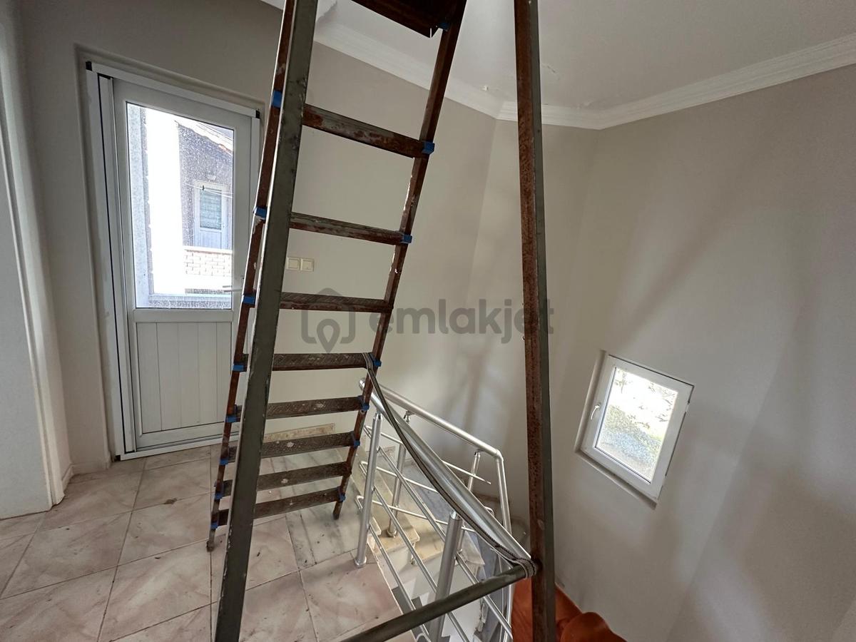 Yalova Akköyde Satılık Site İçi 4+1 Villa - 5