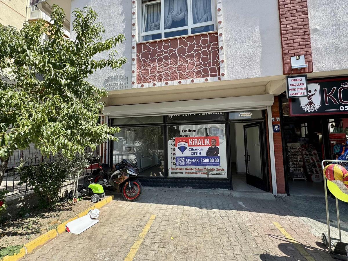 İncirli 19 Mayıs Caddesinde Satılık Dükkan - 2