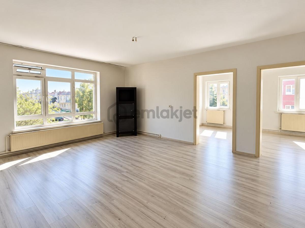Öveçler'de Merkezi Konumda 3+1 Kiralık Daire - 2