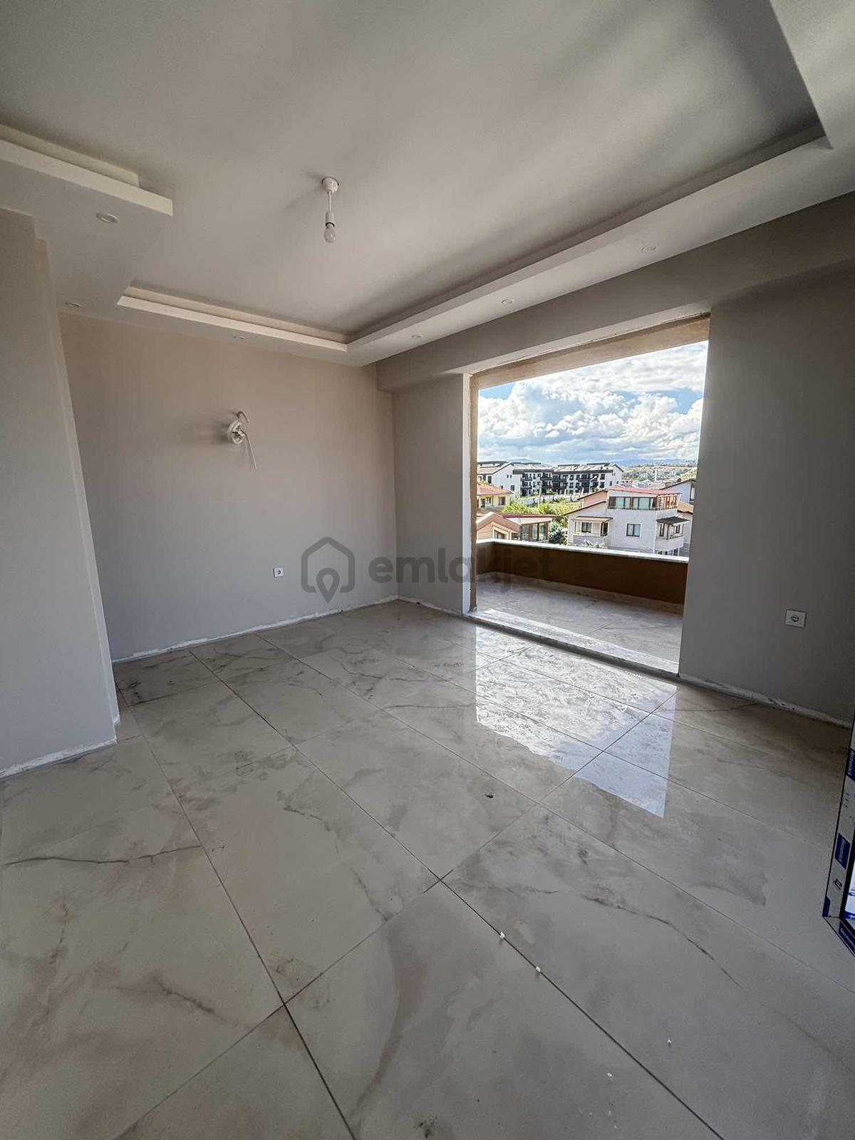 Yalova Çiftlikköy Deniz Manzaralı Satılık 2+1 Daire - 6