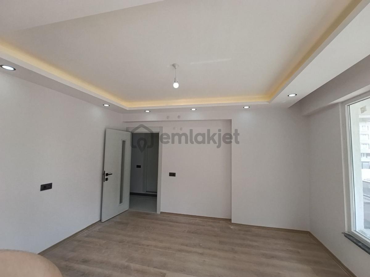 Zafertepe'de, Doğu - Güney - Batı Cephe, 2+1 Lüks Daire - 8