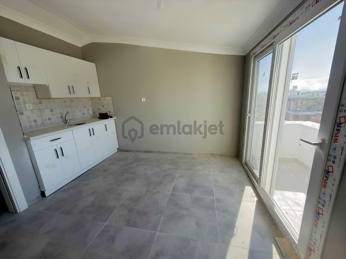 Dikili Salihler'de Satılık Tripleks - 27