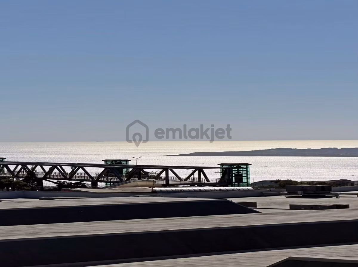 Vira Yapı'dan Deniz Manzaralı Metrobüse Yürüme 1+1 Satılık - 14