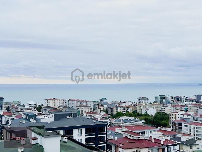 Emlakkent'ten Körfez'de Ulaşıma Yakın Eşyalı Kiralık 2+1 Daire