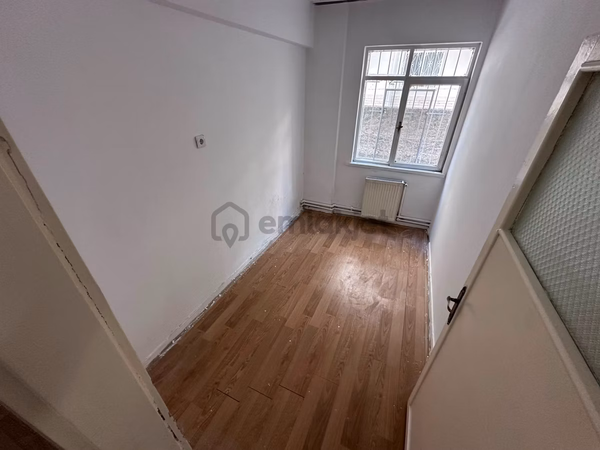 Çavdemden Çekirge Caddede Giriş Kat Kiralık 3+1 Boş Daire - 14