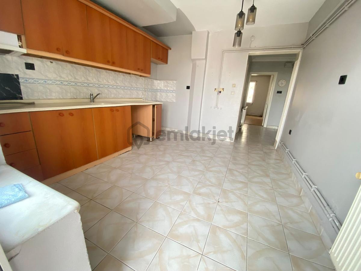 Bursa Yeşilde 1+1 Kombili Giriş Kat Çift Cephe - 4