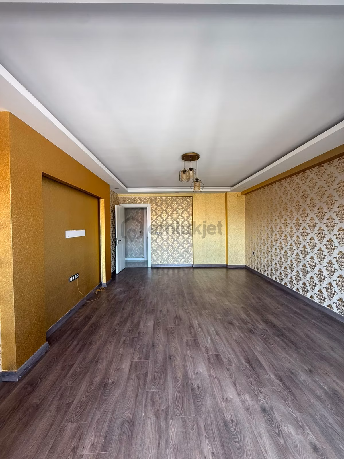 Kuşadası İkiçeşmelik'te Havuzlu Site İçinde 3+1 Daire - 9