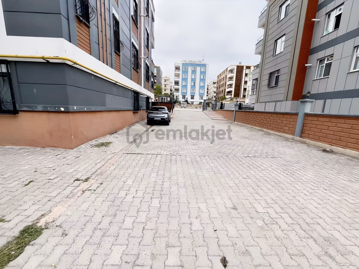 Şıtıloğlu Emlak'tan 3+1 Lüks Sıfır Daire - 24