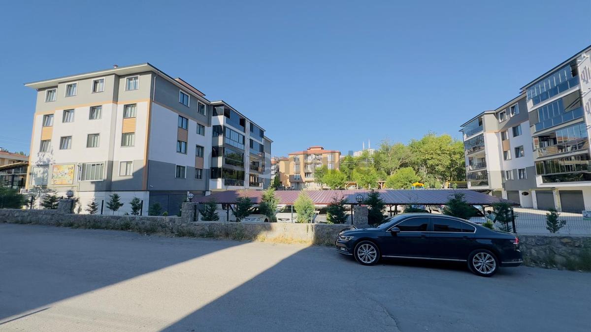 Merkez Karaköy Site İçinde Satılık 4+1 Daire - 3