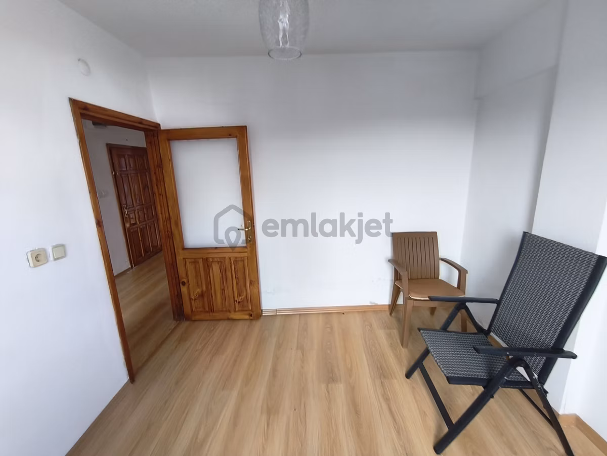 Gürkan Emlak'tan Denize Yakın Giriş Kat Daire - 20