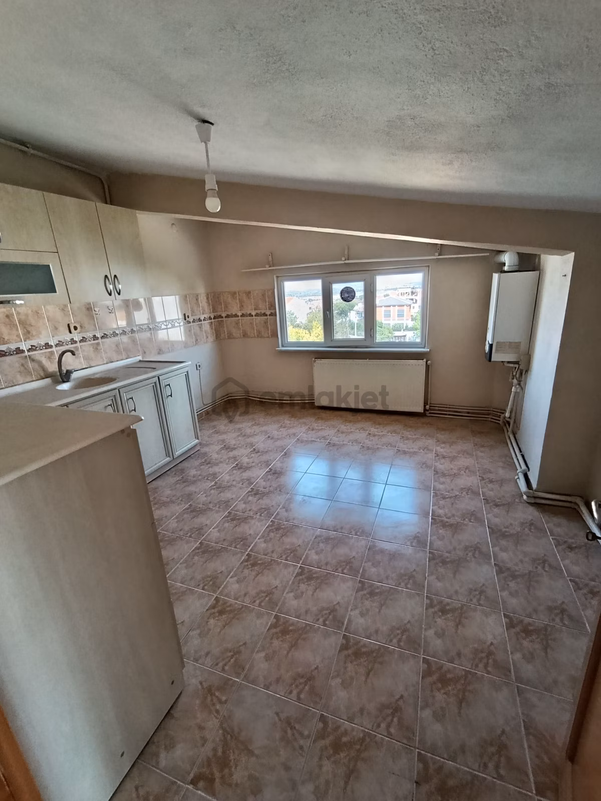Hasan Basri Çantay Da 2+1 Kiralık Daire - 16