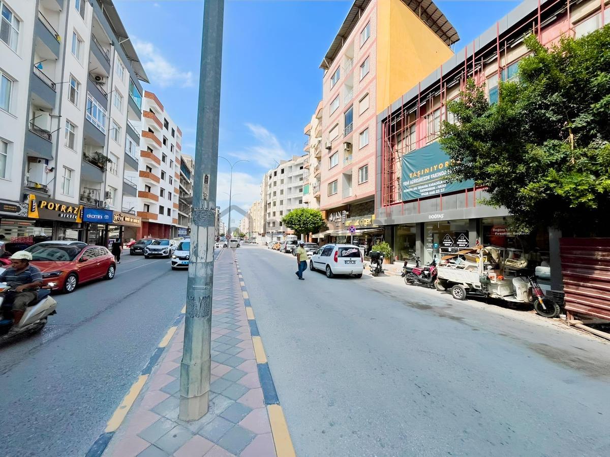Fener Caddesi Satılık 2+1 Geniş Daire - 4