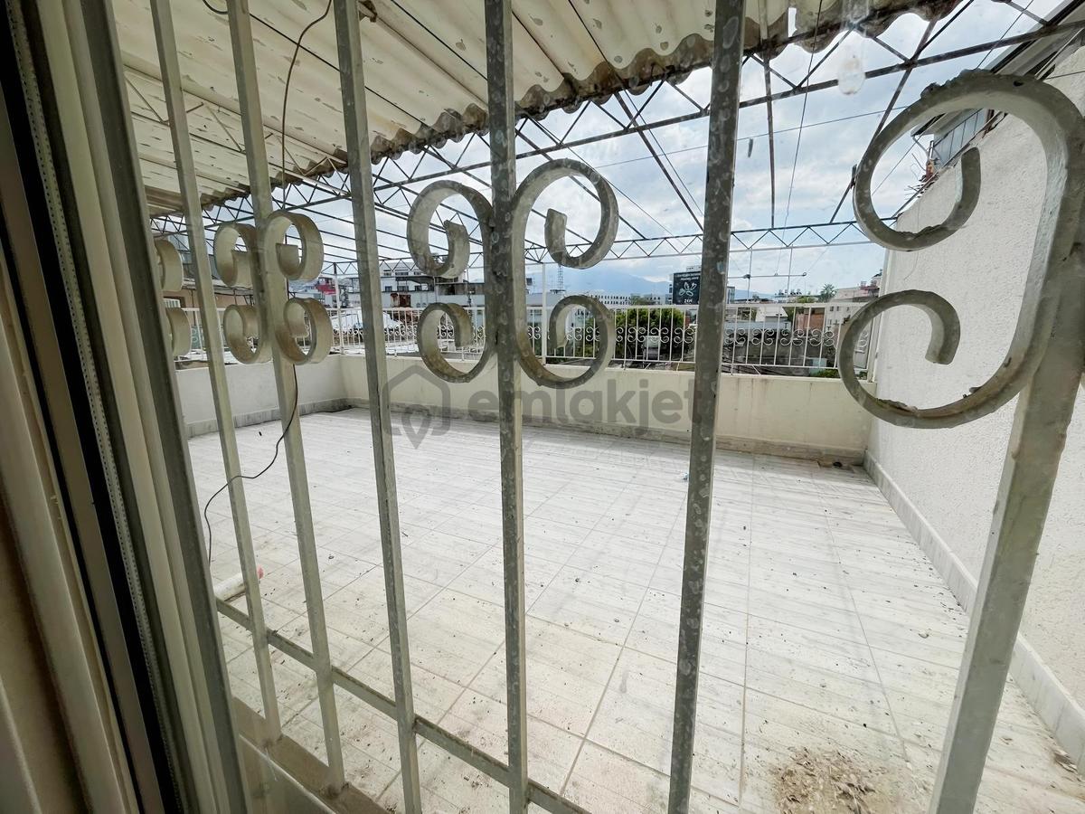 Fener Caddesi Satılık 2+1 Geniş Daire - 30