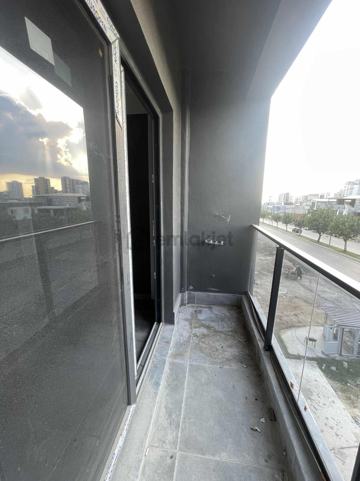 Erguvan Bulvarı Uzerı Azkatlı Yenı Bınada Lux Balkonlu - 20