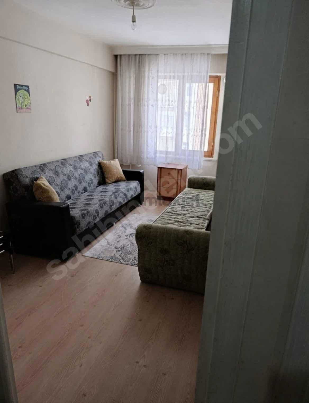 Çarşı Merkezde 1+1 Apart - 2