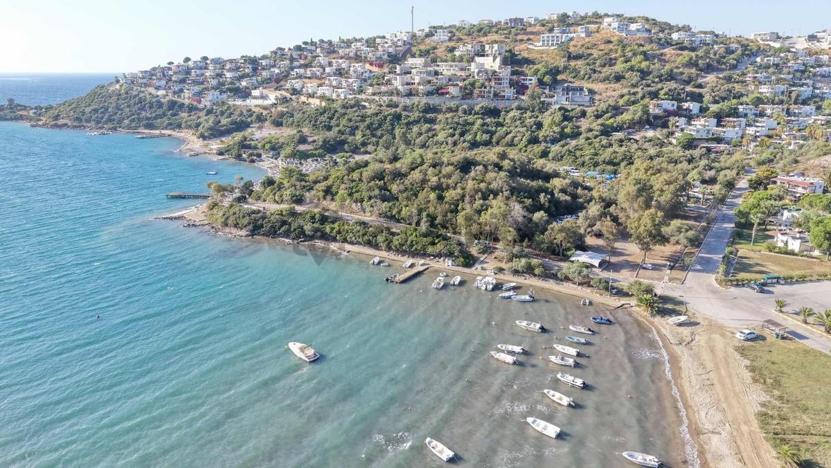 Adabükü Doktorlar Sitesinde Kiralık 4+1 Villa - 7