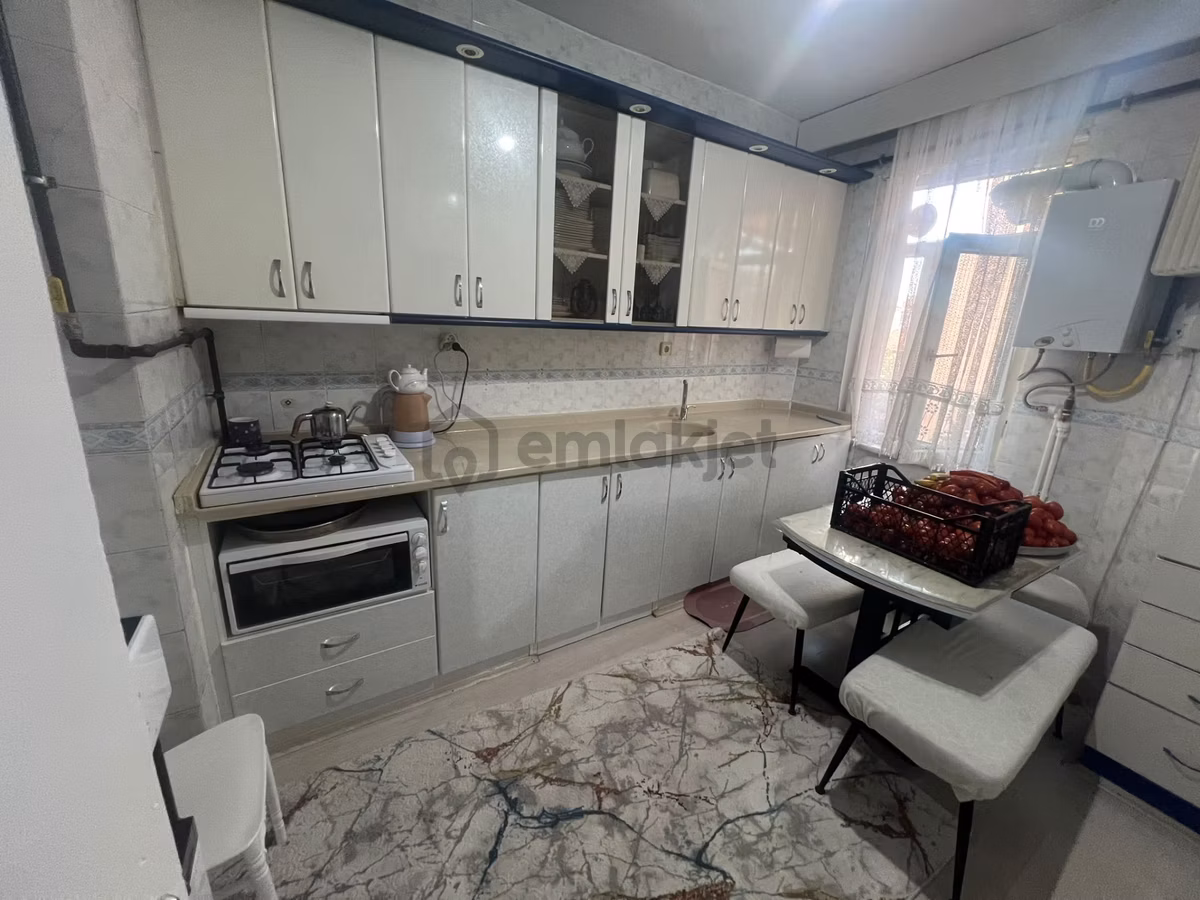 Işıklar Mah Kiralık 3+1 Daire - 3