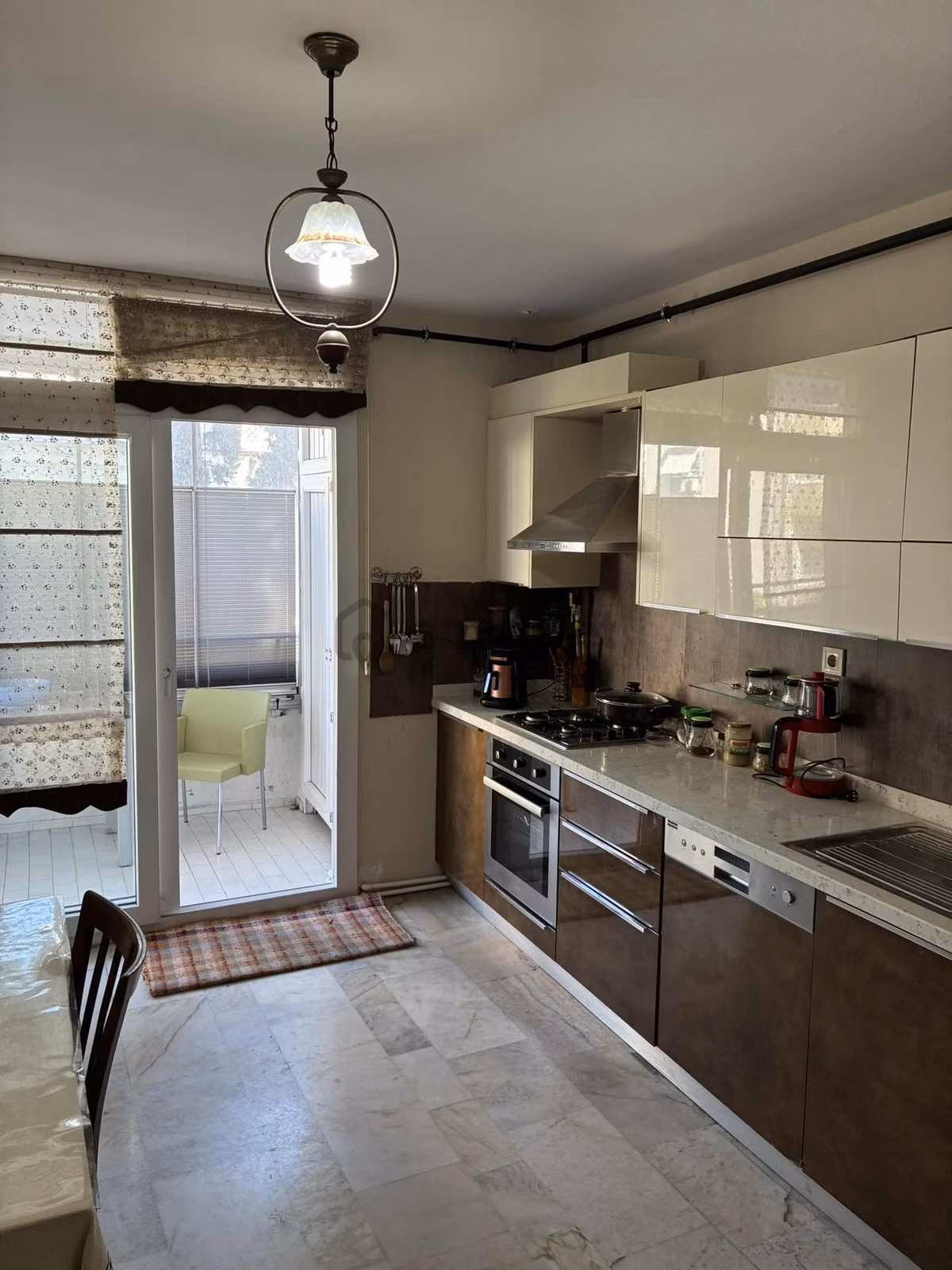 Ziyapaşa Bulvarı Yakını 4+1, 3 Cepheli, Otoparklı Daire
