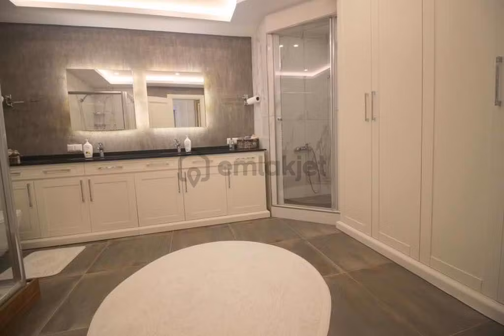 Florya'da 7+2 Kiralık Mimar Dekorasyonlu Ultra Lüks Dubleks - 20