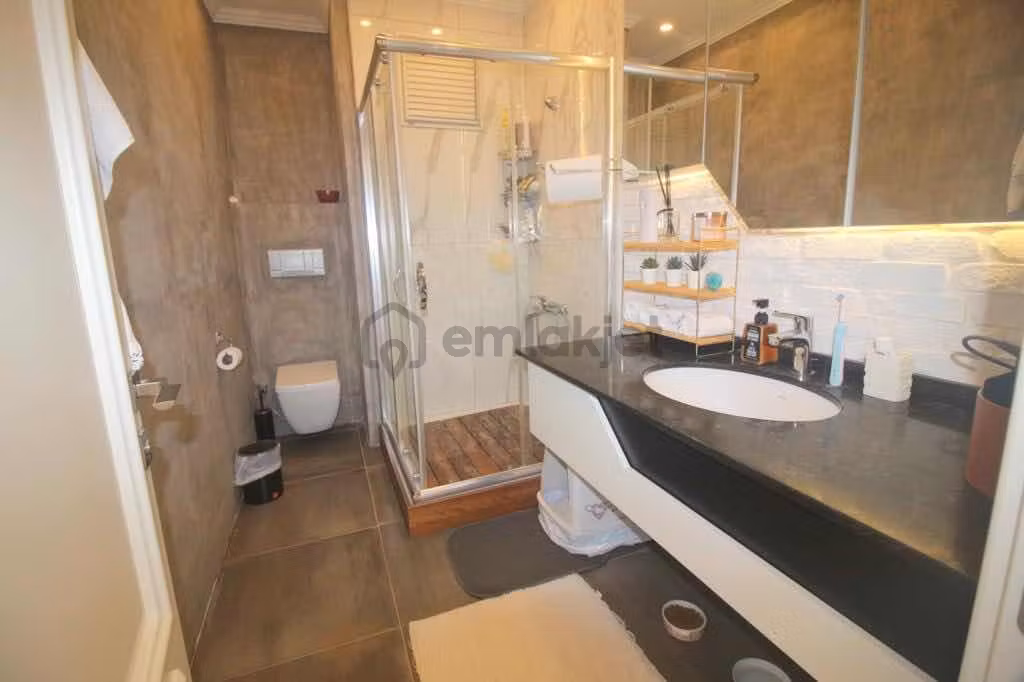 Florya'da 7+2 Kiralık Mimar Dekorasyonlu Ultra Lüks Dubleks - 40