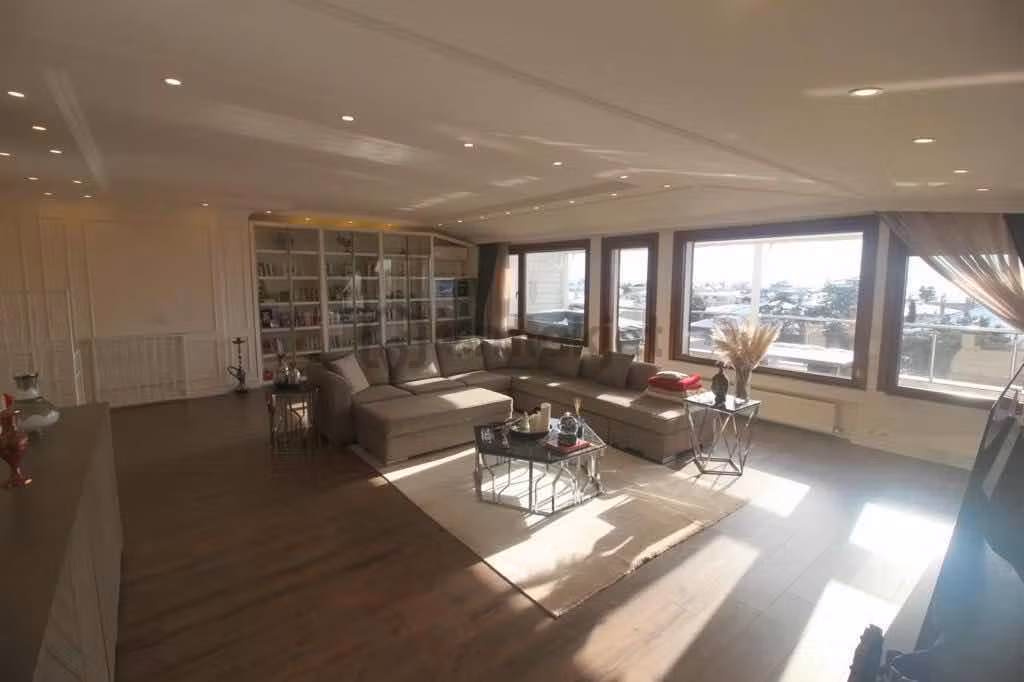 Florya'da 7+2 Kiralık Mimar Dekorasyonlu Ultra Lüks Dubleks - 27