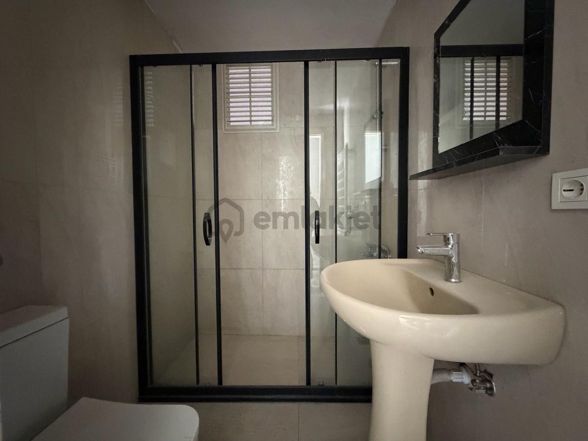 Güzelyalı'da Satılık 3+1 Daire | 100m² | Balkonlu | - 30